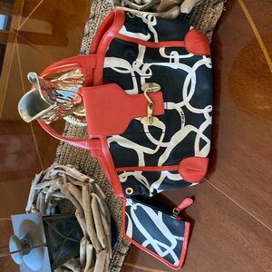 Tommy Hilfinger purse